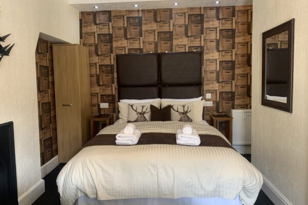 King size bed
